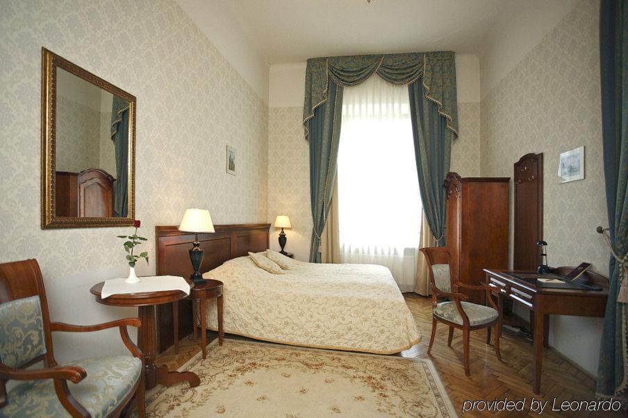Ostoya Palace Hotel Krakkó Szoba fotó